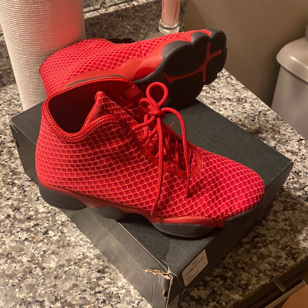 Jordan horizon BG